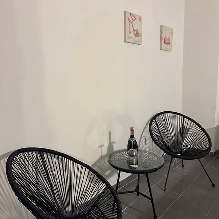 Home Rome Relax 外观 照片