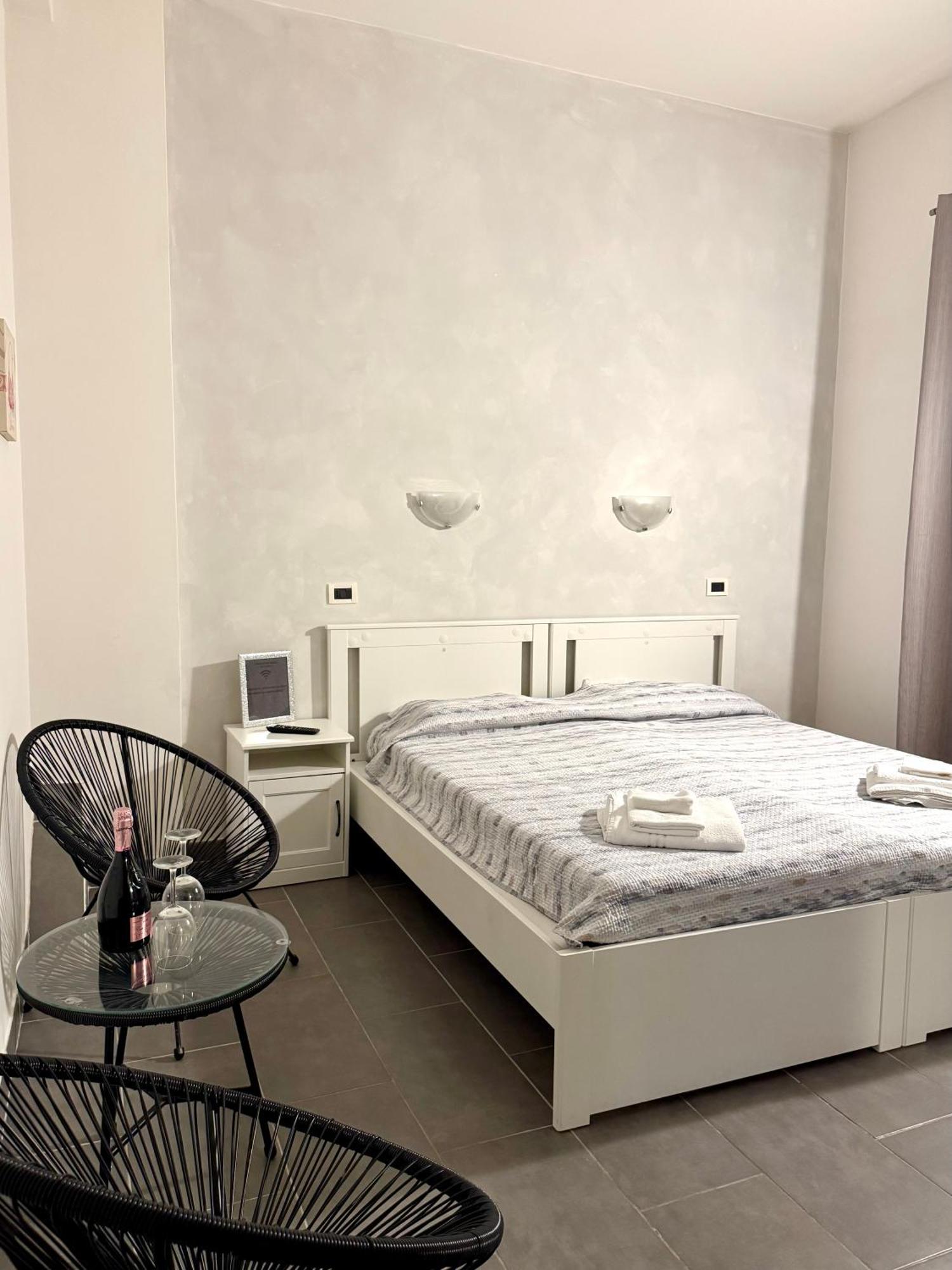 Home Rome Relax 外观 照片